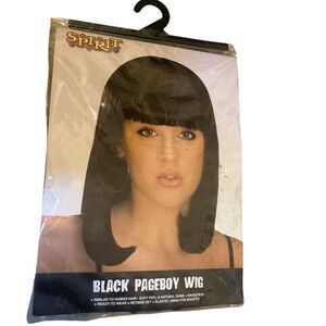 Spirit Halloween Black Pageboy Wig
